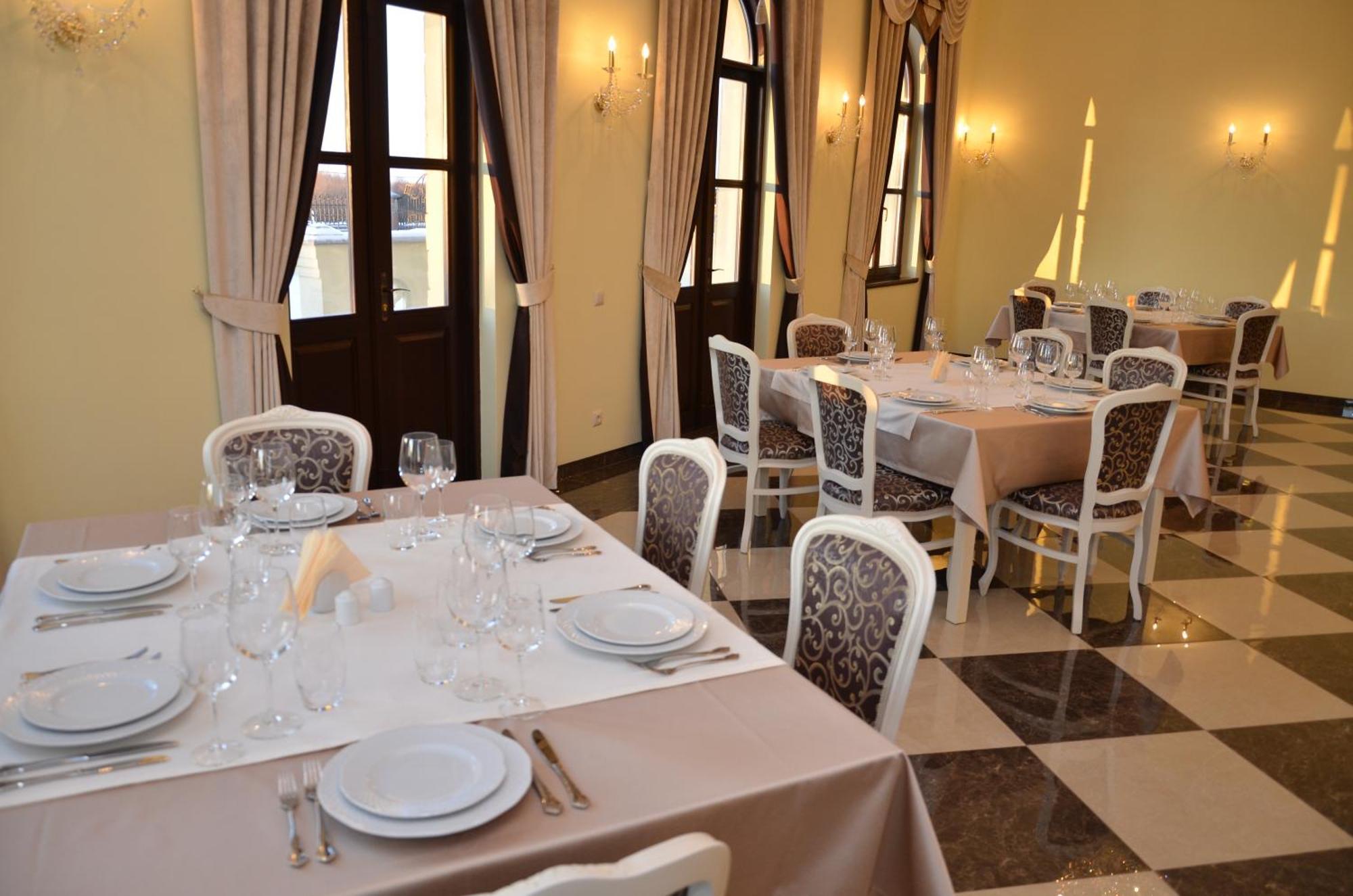 Chateau Royal Hotel Berezovka  Εξωτερικό φωτογραφία