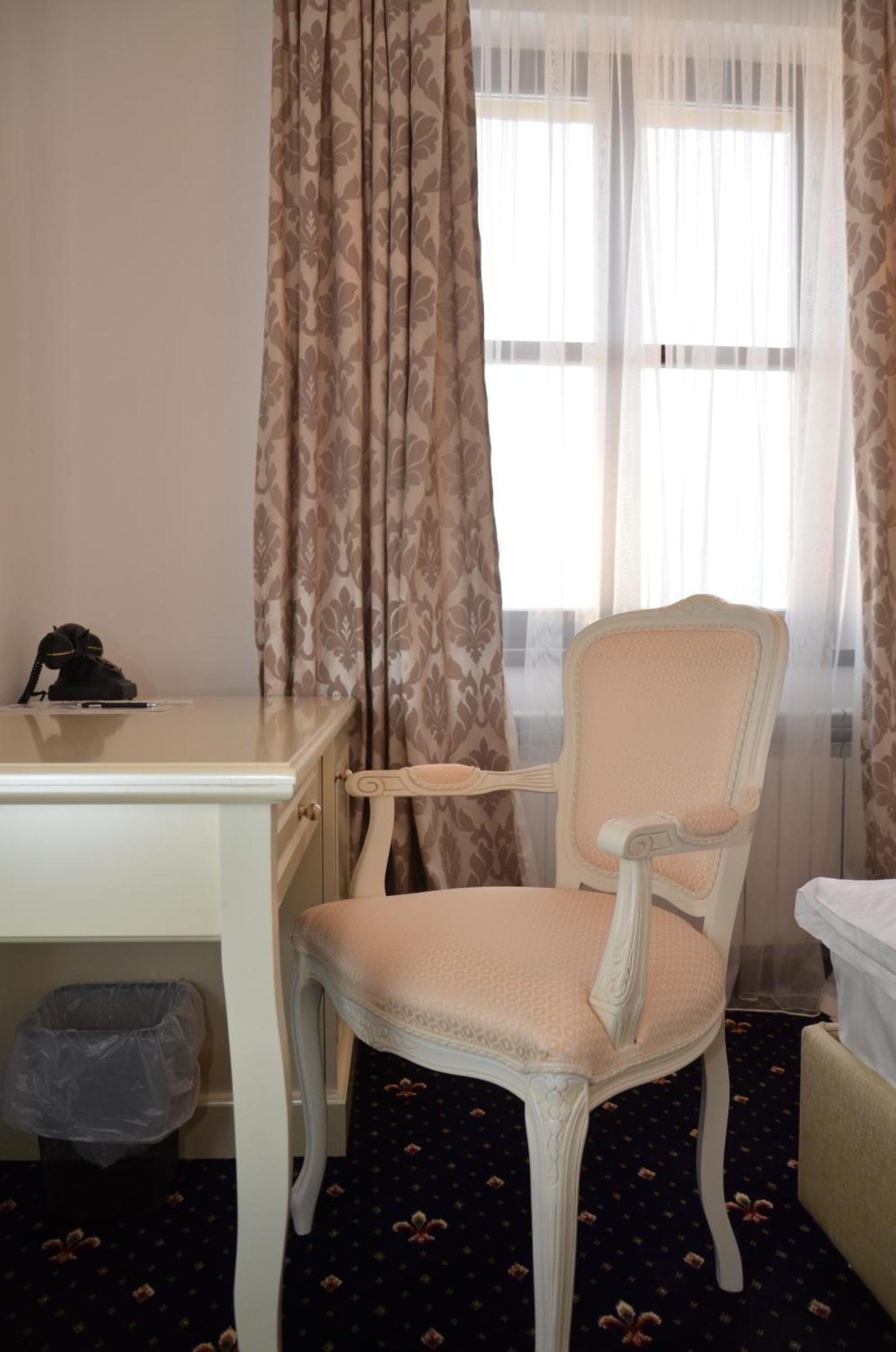 Chateau Royal Hotel Berezovka  Εξωτερικό φωτογραφία