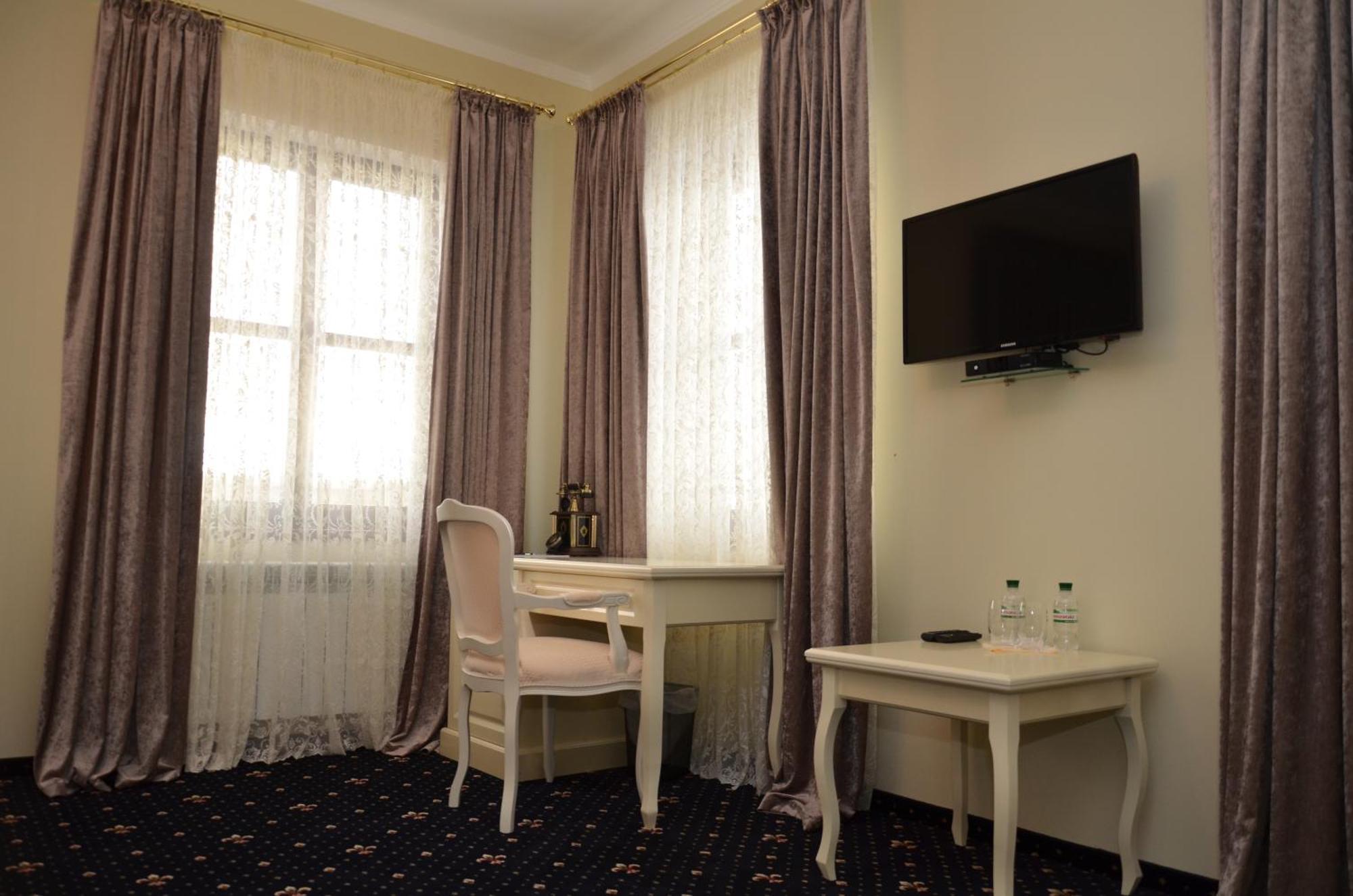 Chateau Royal Hotel Berezovka  Εξωτερικό φωτογραφία